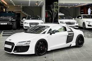 Vietnam's Most Heavily Modified Audi R8 Up for Grabs in Hanoi - image 6