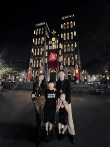 Lan Khuê’s Sophisticated Event Fashion: A Masterclass in Modern Luxury and Celebrity Style - image 1