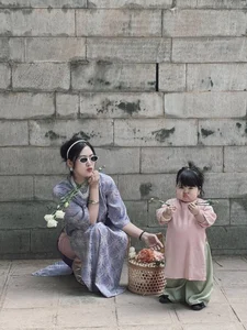 Adorable Toddler in Traditional Ao Dai Captures Hearts with Viral Photoshoot - image 5