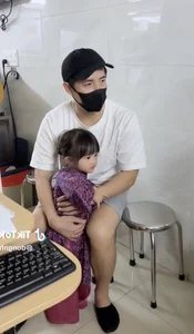 Singer Dong Nhi’s Daughter Winnie Wins Hearts with Sweet Behavior During Prenatal Check-up - image 5
