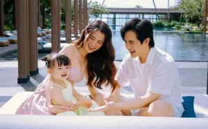 Singer Dong Nhi’s Daughter Winnie Wins Hearts with Sweet Behavior During Prenatal Check-up - image 4