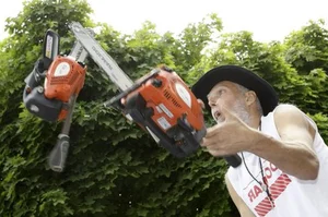8 of the Weirdest Guinness World Records That Will Never Be Broken - image 4