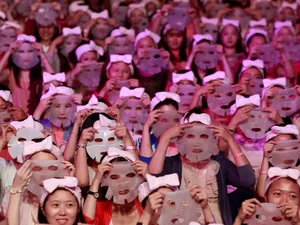 8 of the Weirdest Guinness World Records That Will Never Be Broken - image 2