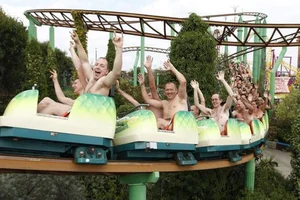 8 of the Weirdest Guinness World Records That Will Never Be Broken - image 6