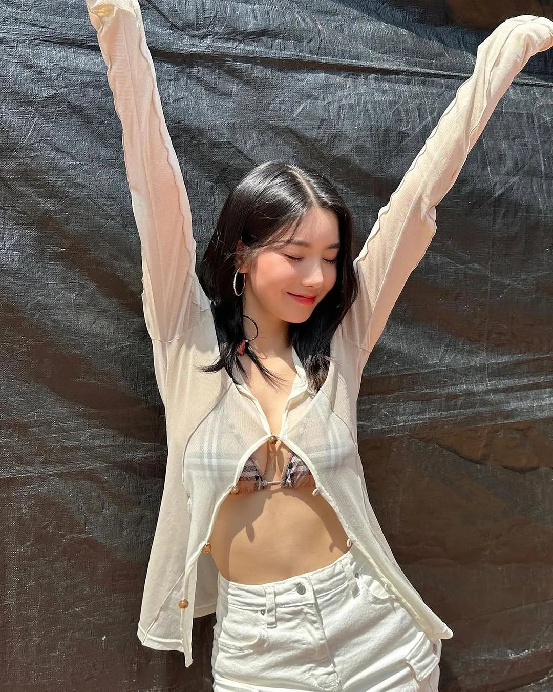 Kwon Eunbi Inspired AI Art Lookbook: Stunning Summer Fashion Gallery