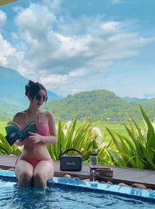Bold Swimwear Trends: How This Vietnamese Actress Redefines Beach Fashion - image 6