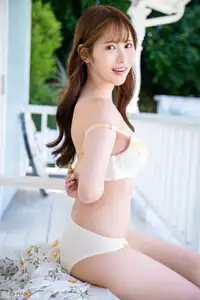 Ono Rikka Graphis Gals Vol.4 Discover Her Radiant Smile And Captivating Natural Beauty - image 5