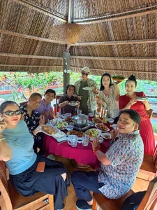 Vietnamese Star Updates: Thuy Tien's Health Crisis and Pham Huong in the US - image 42