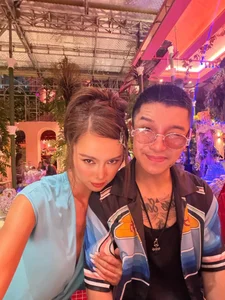 Vietnamese Star Updates: Thuy Tien's Health Crisis and Pham Huong in the US - image 24