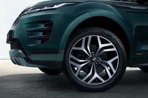 Range Rover Evoque L Discontinued with Massive Discounts Up to 804 Million VND - image 10