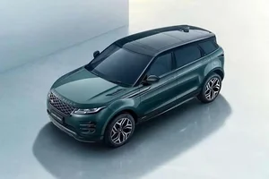 Range Rover Evoque L Discontinued with Massive Discounts Up to 804 Million VND - image 7