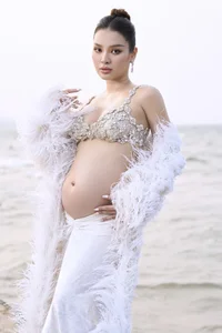 Phuong Trinh Jolie Postpartum Beauty Journey and Fitness Transformation - image 2