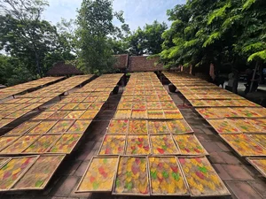 The Art of Turning Sacred Bodhi Leaves into Valuable Masterpieces - image 6