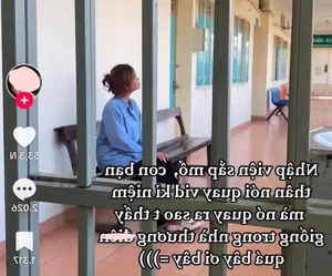 Travel Photography Fails: When Asking Strangers for a Photo Goes Hilariously Wrong - image 2