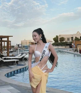 Vietnamese Beauty Queen Bui Khanh Linh Showcases Stunning Bikini Style - image 5