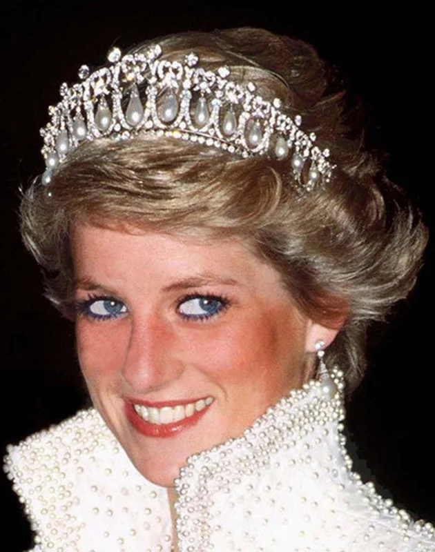 The Royal Crown Jewels: A Look at the British Monarchy's Masterpieces