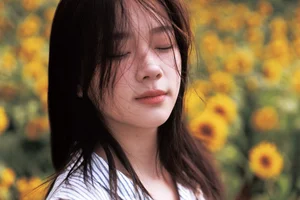 YiTuYu Art Language Vol.7497 Featuring To Xiao Bei - Elegant Portraiture - image 25