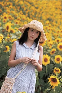 YiTuYu Art Language Vol.7497 Featuring To Xiao Bei - Elegant Portraiture - image 15