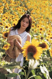 YiTuYu Art Language Vol.7497 Featuring To Xiao Bei - Elegant Portraiture - image 6