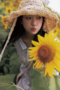 YiTuYu Art Language Vol.7497 Featuring To Xiao Bei - Elegant Portraiture - image 22