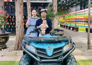 The Heartwarming Family Life and Cute Son of Actor Tiet Cuong - image 3
