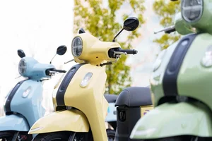 Discover the Yamaha Fazzio 125: A Stylish and Fuel-Efficient JDM Scooter for Modern Urban Commuters - image 0