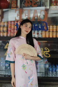 Volleyball Star Pham Nguyet Anh Stuns in New Year Photoshoot - image 10