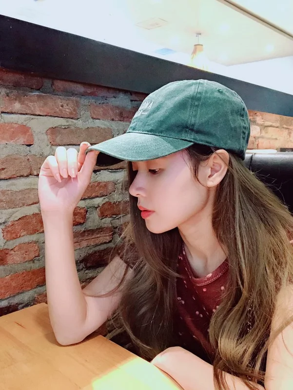 Modest Fashion Inspiration: How to Achieve Midu's Elegant Princess Look