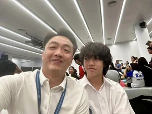 Cuong Do La’s Youngest Son Sut Looks Like Twin Brother Subeo in New Photos - image 3