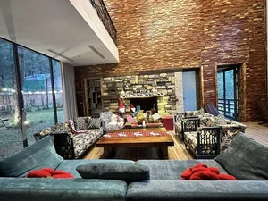 Thu Quynh Reveals Baby Gender and Inside Trong Tan’s Stunning Wooden Hillside Villa - image 3