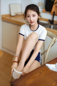YiTuYu Art Language Vol.10542: A 50-Picture Artistic Showcase Featuring Model Oyee - image 48
