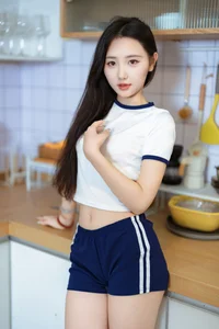YiTuYu Art Language Vol.10542: A 50-Picture Artistic Showcase Featuring Model Oyee - image 36
