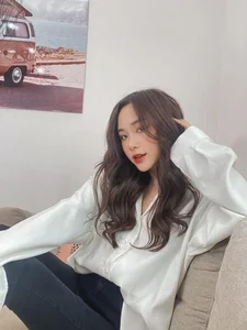 Rising Actress from Hai Duong Steals the Spotlight on Prime-Time Television - image 11