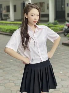 Rising Actress from Hai Duong Steals the Spotlight on Prime-Time Television - image 10