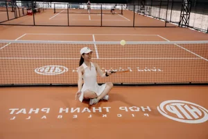 Nhat Le's Natural Charm on the Pickleball Court: Sporty and Attractive - image 2