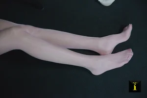 IESS Puhui 157: Ruoqi Showcases the Delicate Pink Thin Silk Collection - image 3