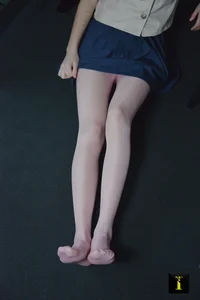 IESS Puhui 157: Ruoqi Showcases the Delicate Pink Thin Silk Collection - image 17