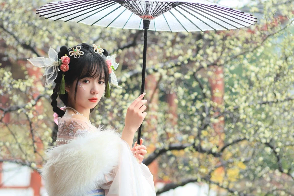 Stunning Photography Collection: YiTuYu Art Language Vol.5120 Xiao Yang Gallery