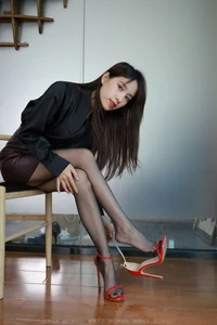 IESS Model Mei Zi: Elegance in Red High Heels - image 68