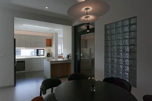 Minimalist Single Living: A Cozy Apartment Filled with Light - image 14