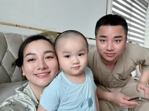 Dam Vinh Hung’s Daughter Gains Attention: Remarkable Growth and Parenting Insights of the Vietnamese Star - image 4