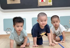 Dam Vinh Hung’s Daughter Gains Attention: Remarkable Growth and Parenting Insights of the Vietnamese Star - image 7