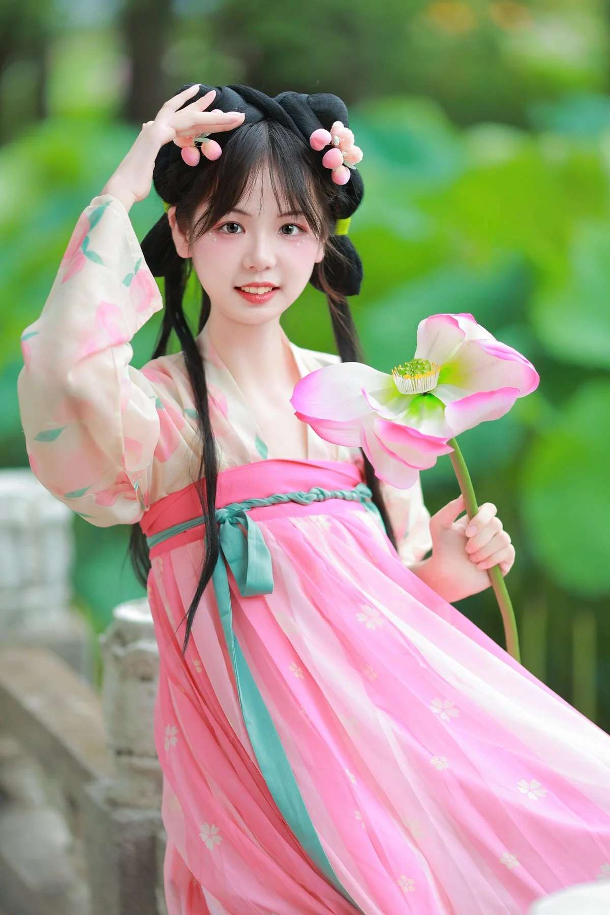 YiTuYu Art Language Vol.5699 Mu Yan Se Cc: An Intersection of Style and Soul