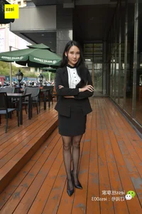 Professional Chic: Xin Xin in IESS Sixiangjia 026 Office Colleague Fashion Series - image 33