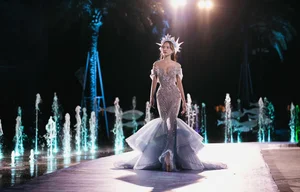 Mai Phuong and Phuong Nhi Transform into Mermaids on Runway - image 3