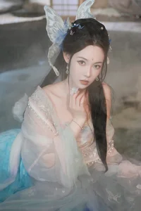 Vi Ge Vivian Featured in YiTuYu Art Language Vol.4768 - Elegant Visual Art Gallery - image 5
