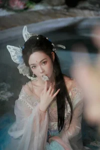 Vi Ge Vivian Featured in YiTuYu Art Language Vol.4768 - Elegant Visual Art Gallery - image 13