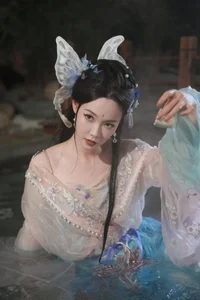 Vi Ge Vivian Featured in YiTuYu Art Language Vol.4768 - Elegant Visual Art Gallery - image 0