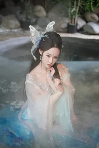 Vi Ge Vivian Featured in YiTuYu Art Language Vol.4768 - Elegant Visual Art Gallery - image 25