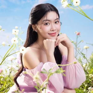 Beautiful Lo Lem Transforms into a Fairy Tale Princess in Forest Photoshoot - image 1